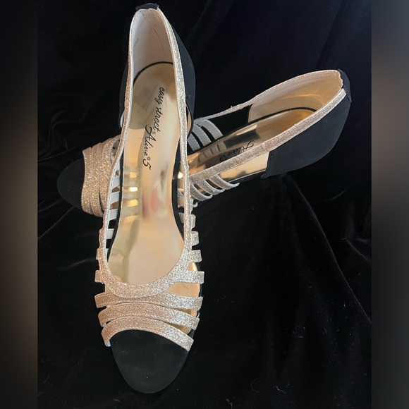 Easy Street Women s Sparkle Sandal size 9M - Picture 1 of 5